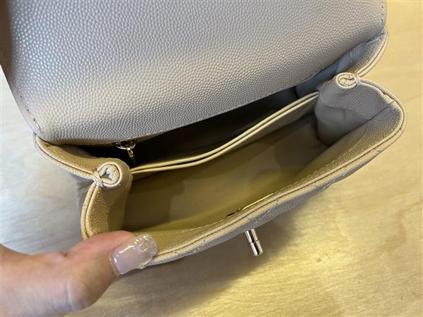 2026127214130570 700